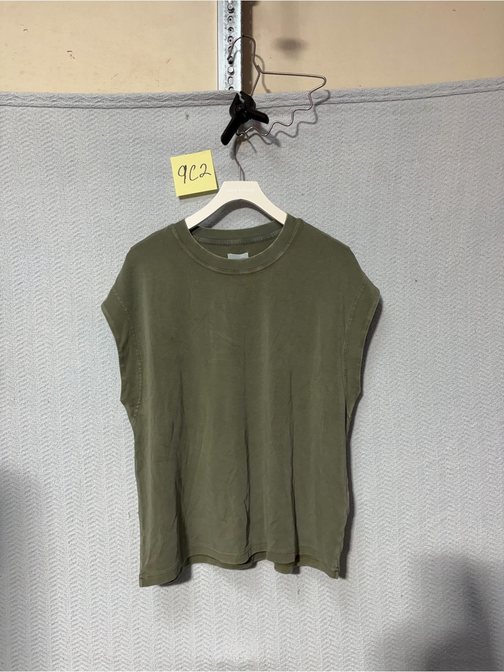 Thread & Supply Olive Green Sleeveless Crewneck Top L nwt